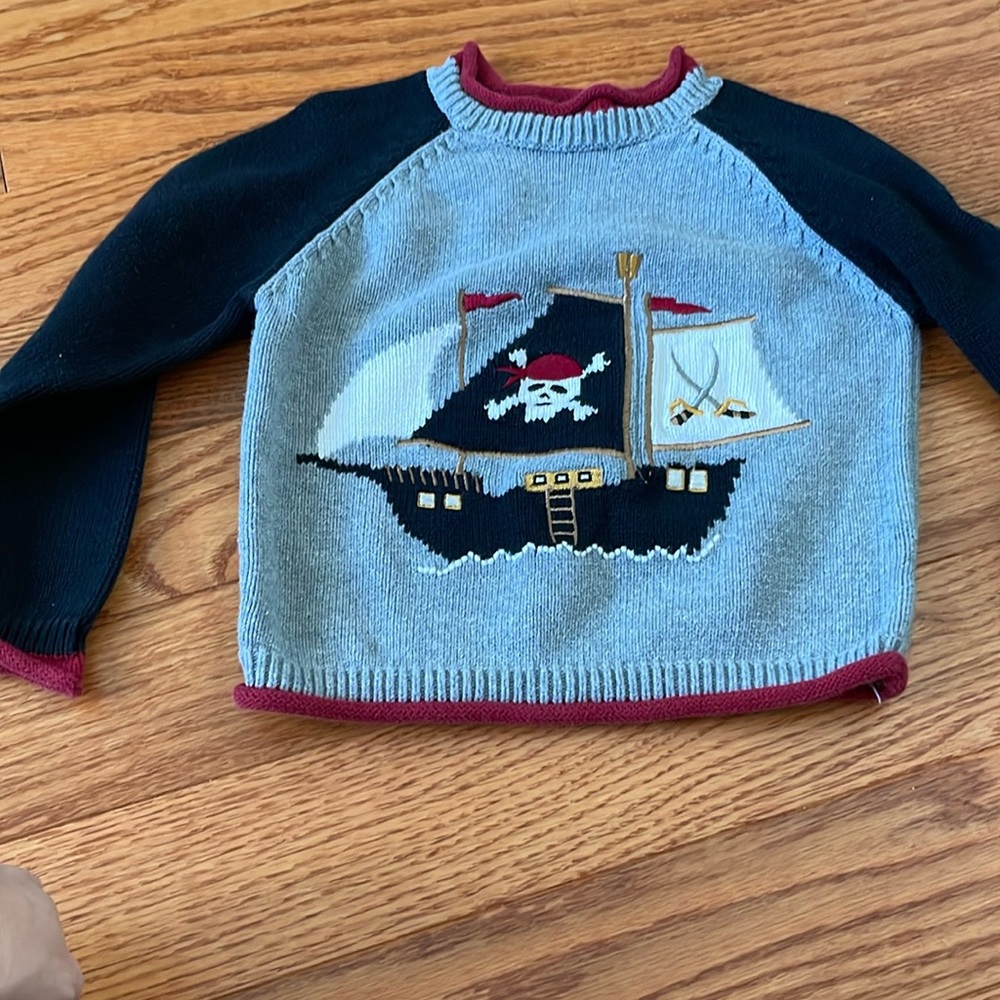 Pirate ship pirate sweater size 4T